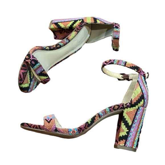 Jessica Simpson 5.5 Monrae Aztec Block Heel - Picture 7 of 14